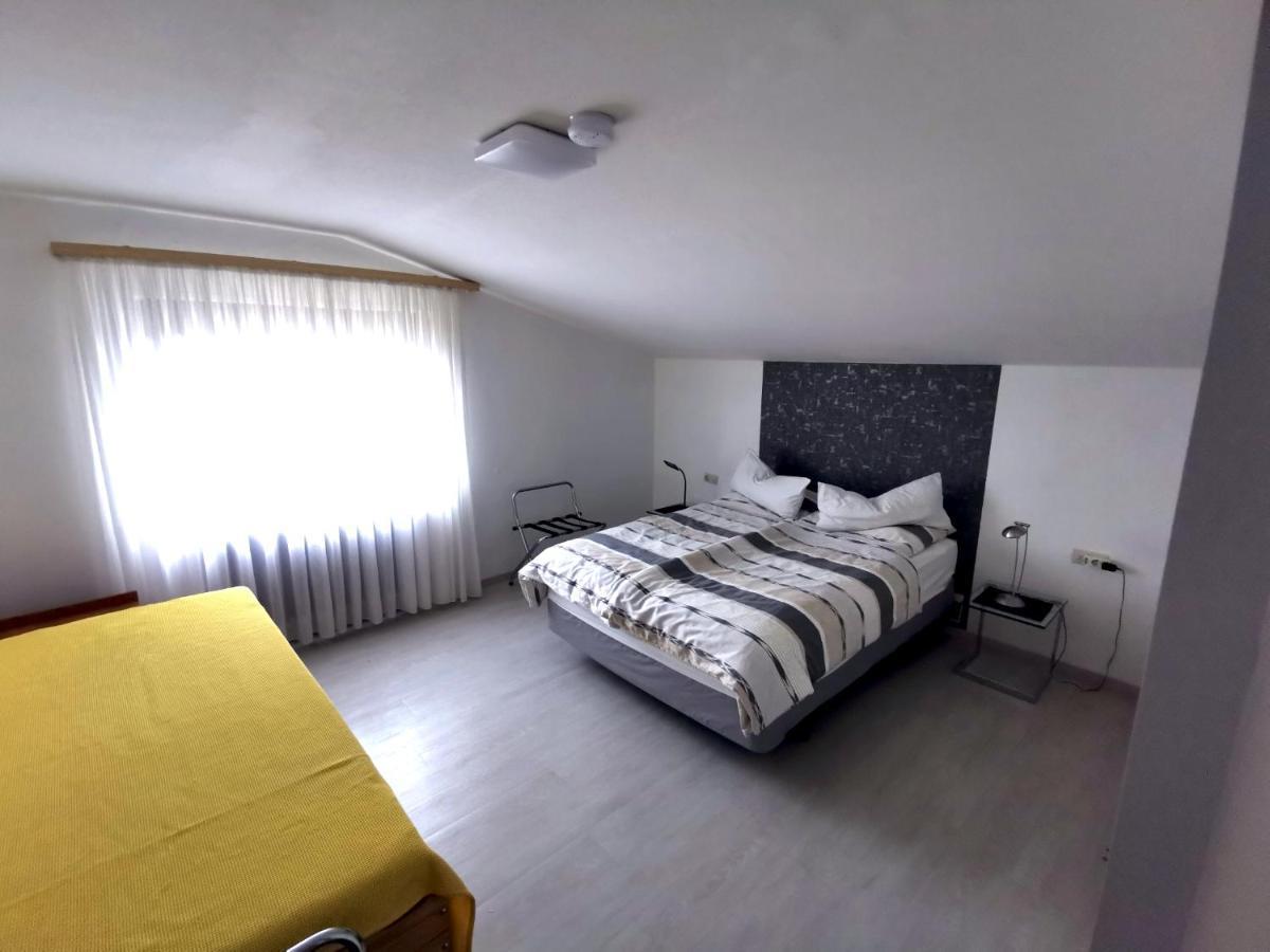 Ferienwohnung Sinsheim-Duehren Екстериор снимка